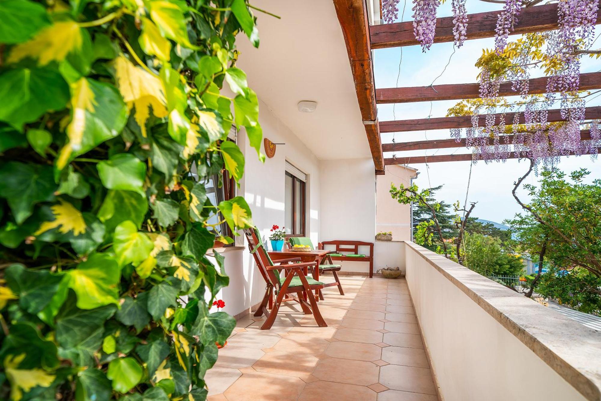 Apartments Edo With Terrace Baška Eksteriør billede